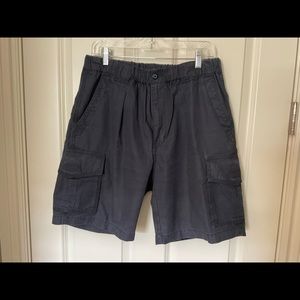3 Pair of Tommy Bahama cargo shorts, sz M/M